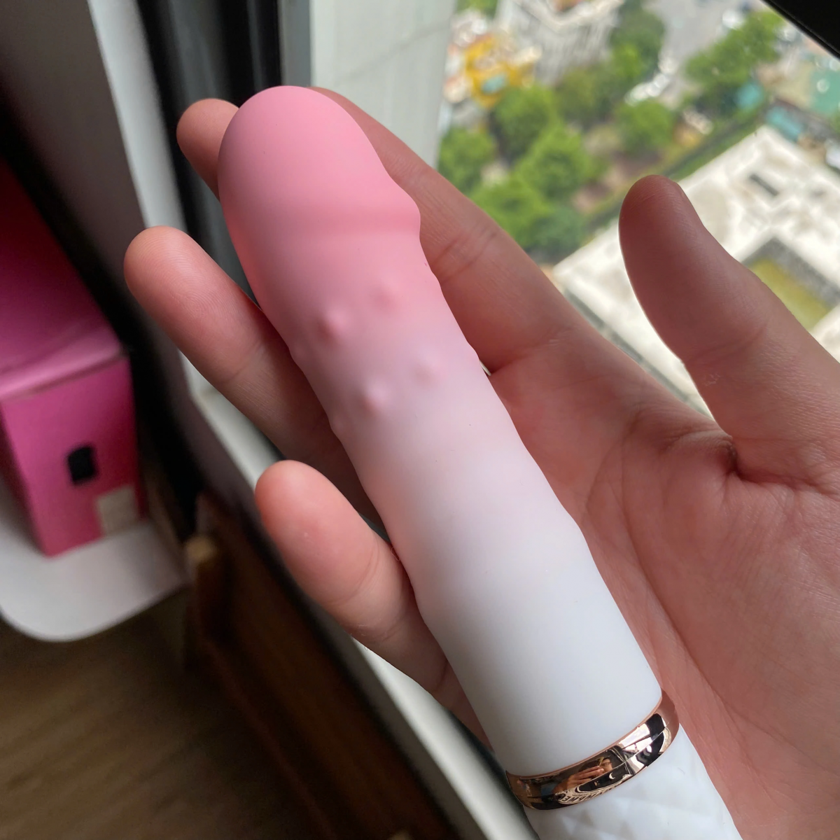 Máy thủ dâm gắn tường Bluetooth | Silicon mềm bi gai | Dương vật găn tường 