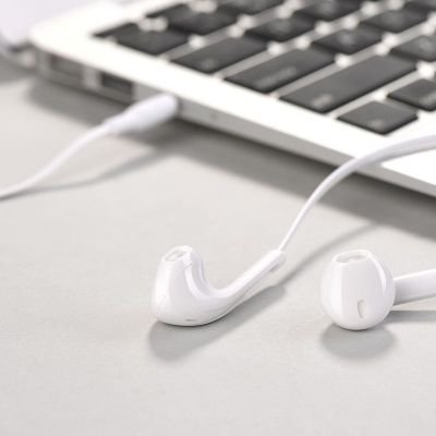 Tai Nghe Có Micro HoCo M39 Âm Thanh Cực Chuẩn | Dây Dẹp Chống Đứt, Cổng 3.5mm | Đàm Thoại Rõ Nét | Giá Rẻ | Vi Tính Hóc Môn